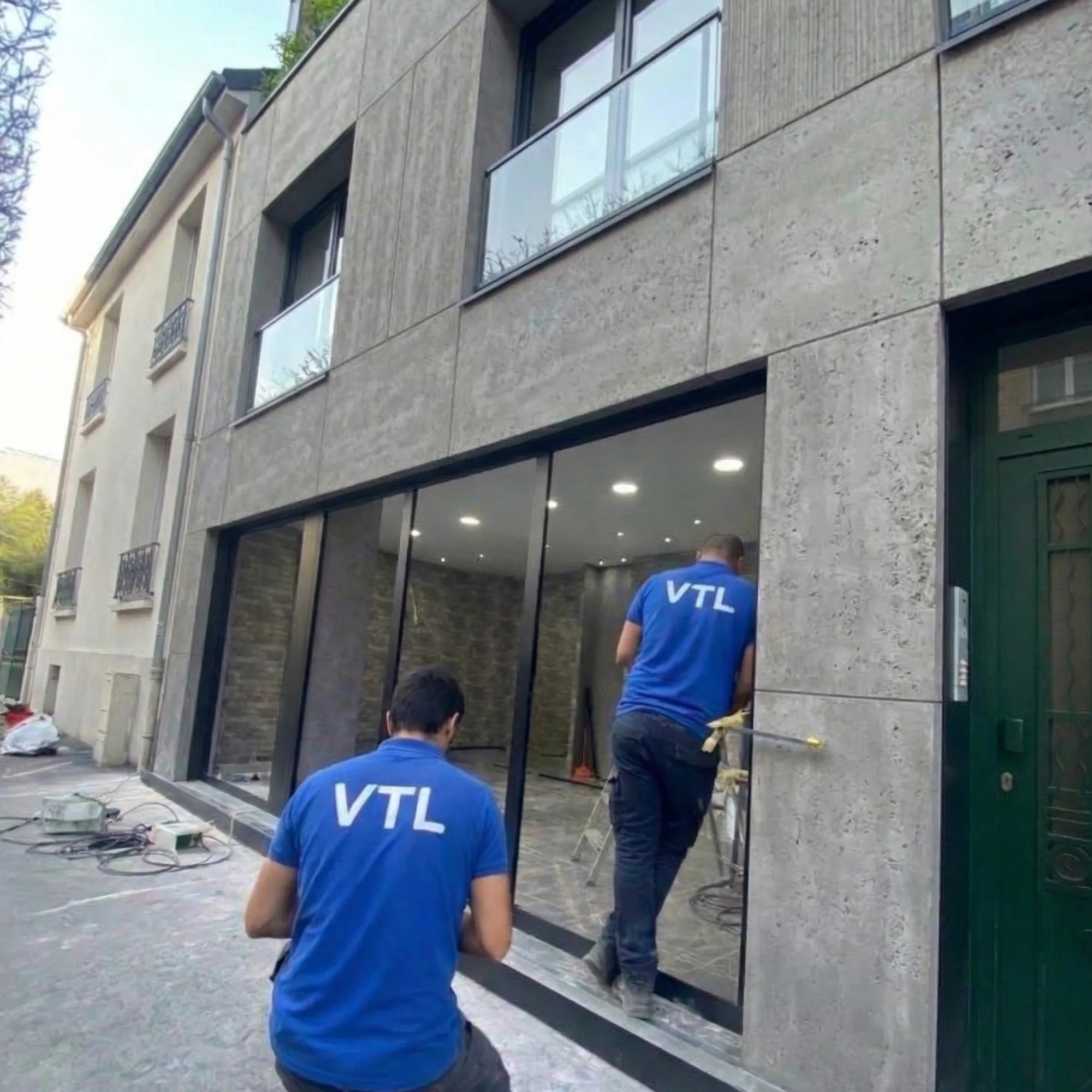 Installation double vitrage isolation Lyon